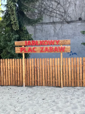 warka jablkowy plac zabaw 7